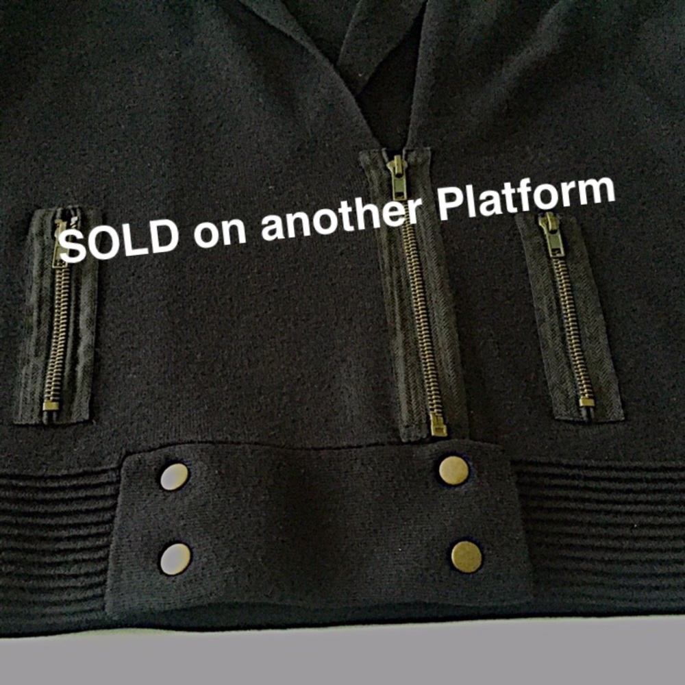 STYLISH & COMFY SWEATER JACKET